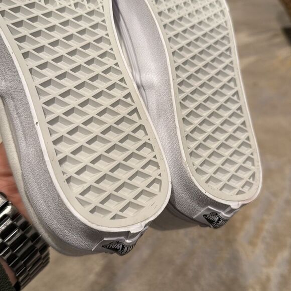 Custom vans white sneaker with cool design on top women’s size 8.5 NWOT - Picture 8 of 13